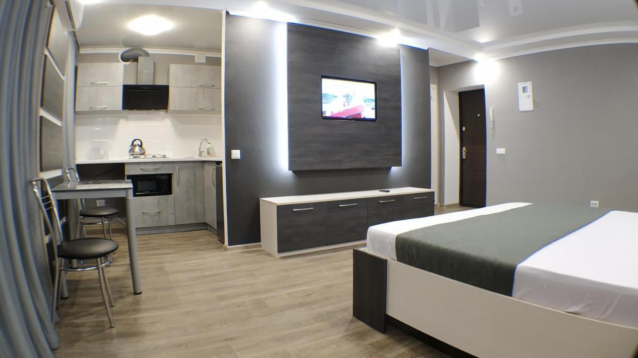 Двухкомнатный Люкс Центр Металлургов 19 Kr Apartments Krivói Rog Exterior foto