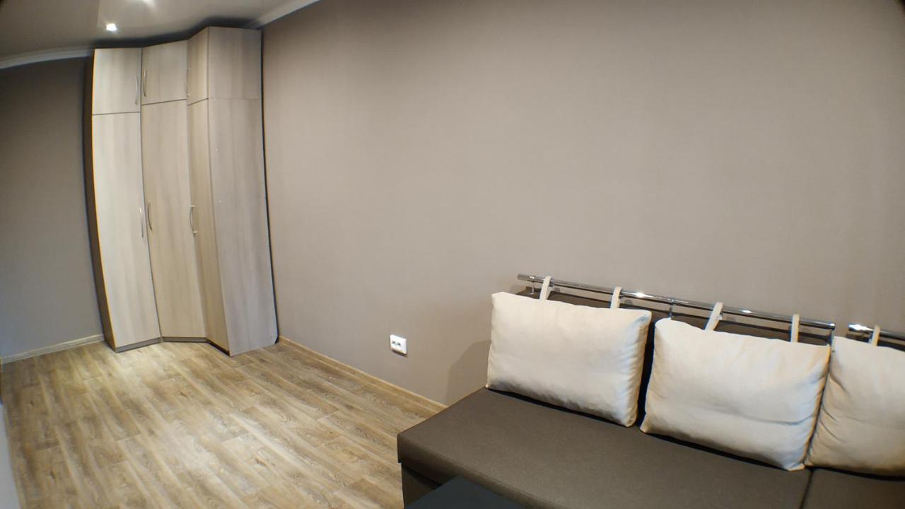 Двухкомнатный Люкс Центр Металлургов 19 Kr Apartments Krivói Rog Exterior foto
